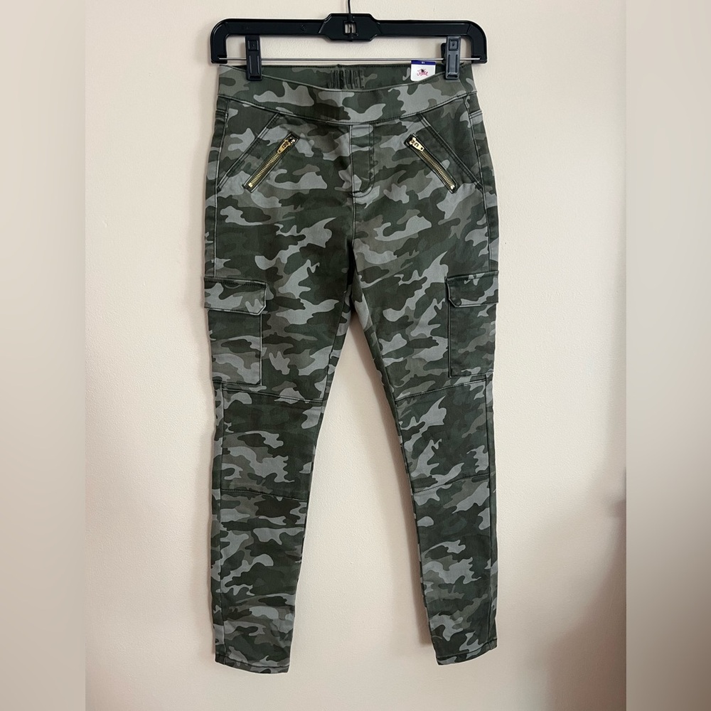 Girls camp jeans
